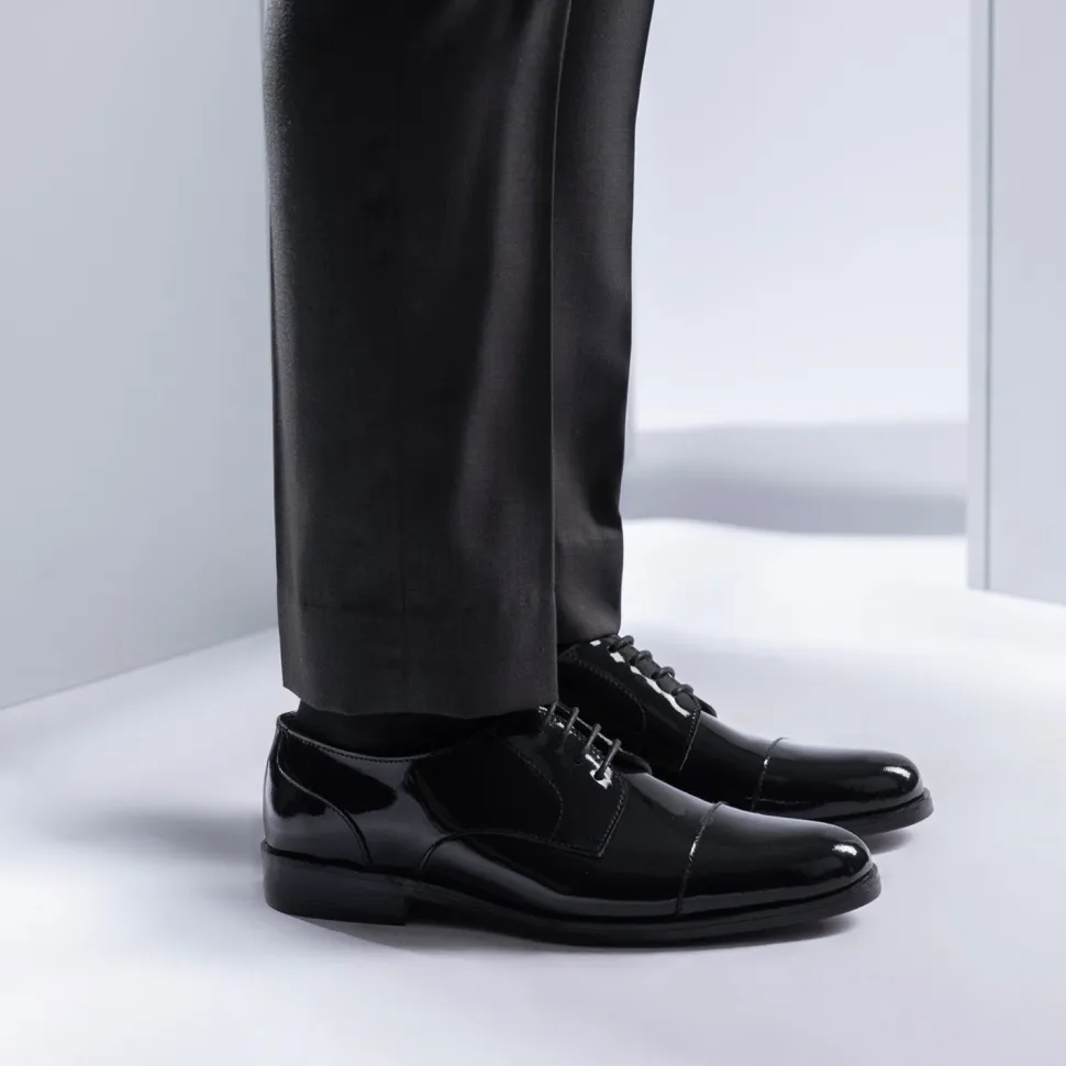 Attorney Derby Black Patent Leather Shoes