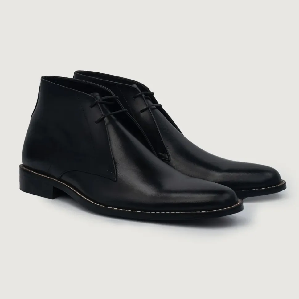 Corry Chukka Black Leather Boots