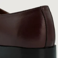 Director Wholecut Maroon Leather Shoes