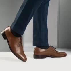 Director Wholecut Tan Leather Shoes