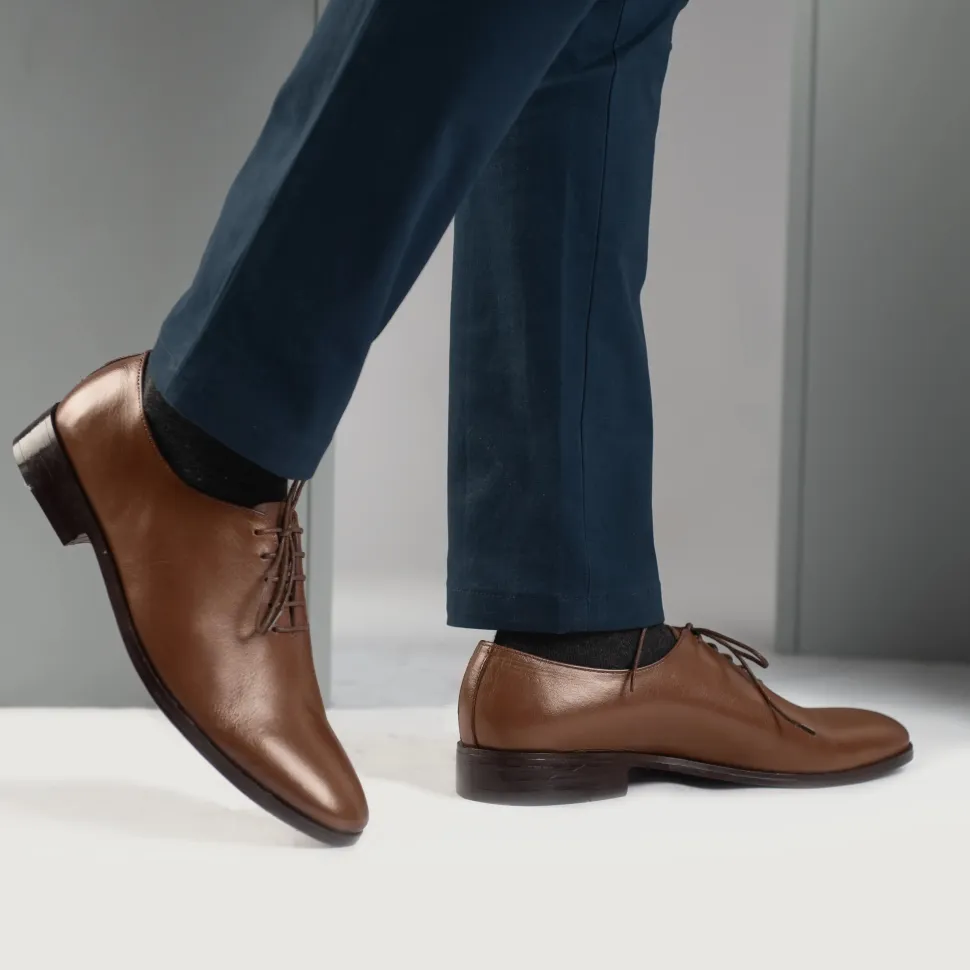 Director Wholecut Tan Leather Shoes