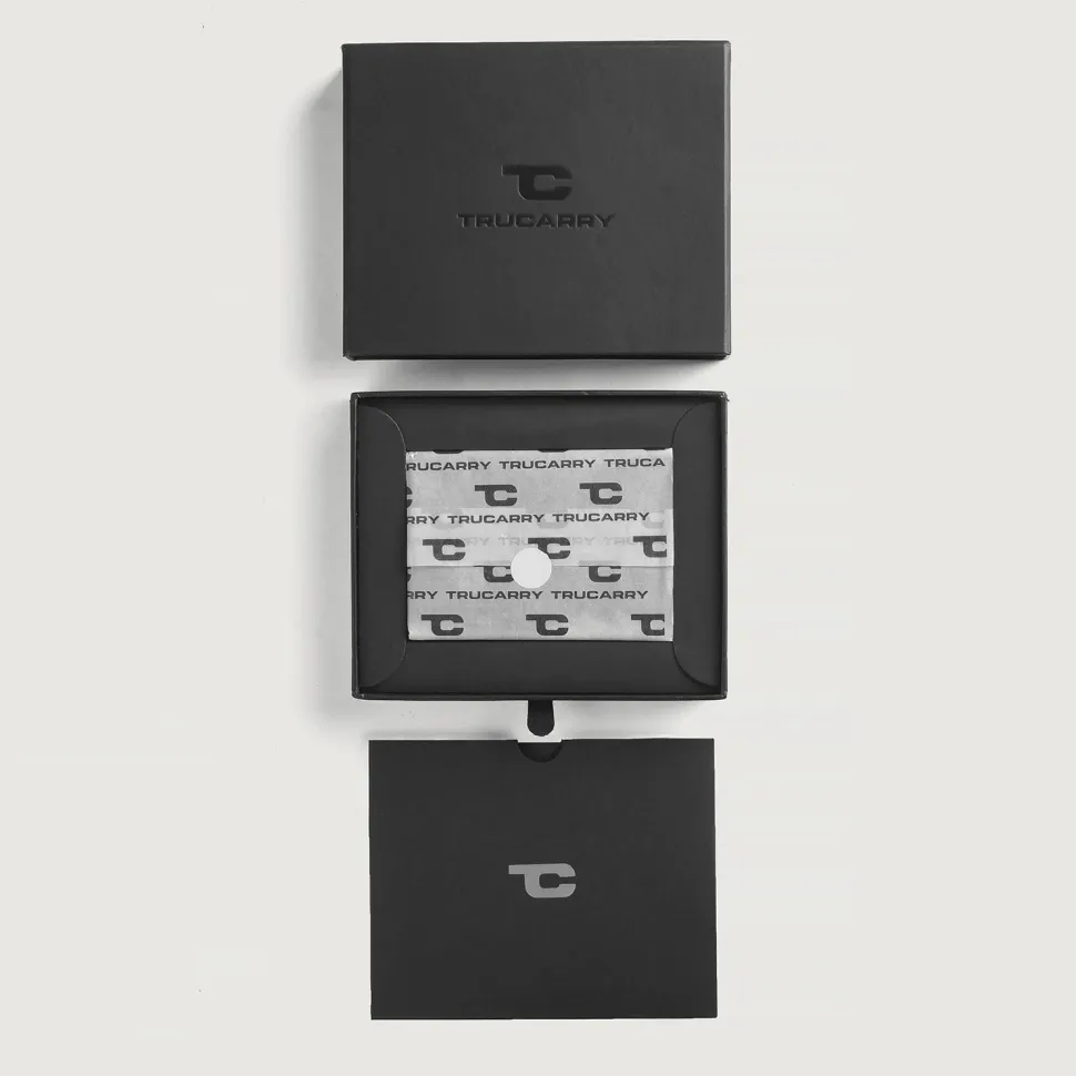 Karl Black Leather Card Holder
