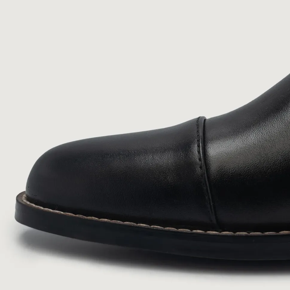 Knight Derby Black Leather Boots