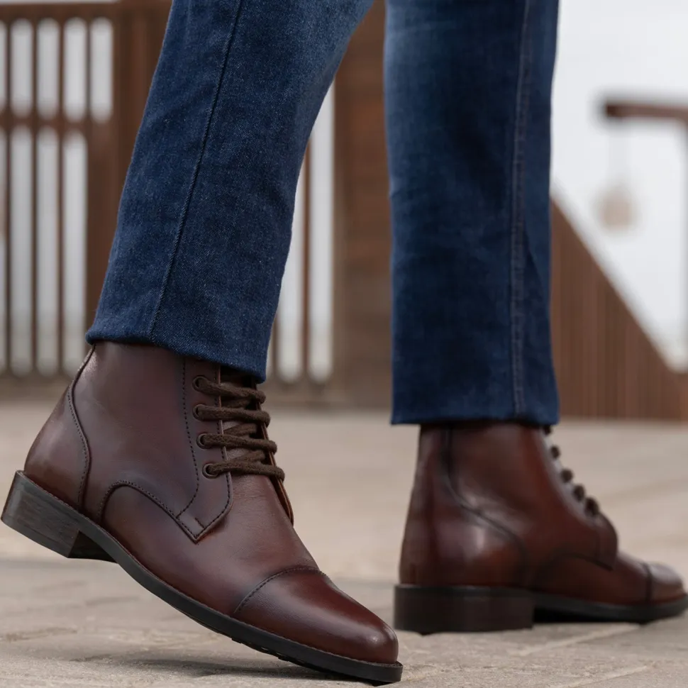 Knight Derby Burnished Brown Leather Boots - StudGuard