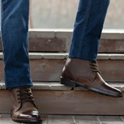 Knight Derby Hybrid Brown Leather Boots - StudGuard