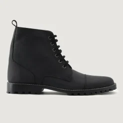 Knight Derby Matte Black Pullup Leather Boots - TerraGrip