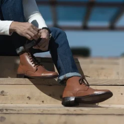 Knight Derby Tan Leather Boots