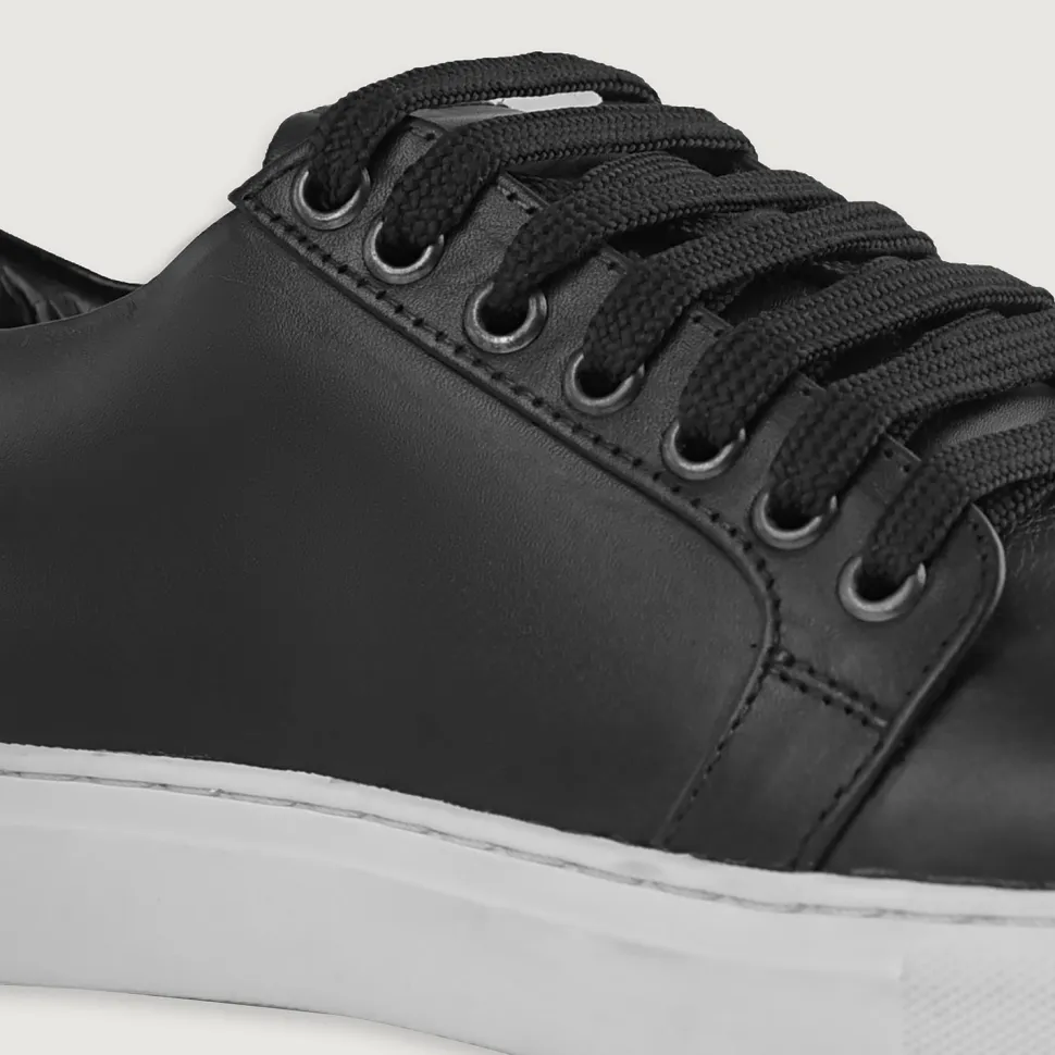 Murphy Low Top Black Leather Sneakers