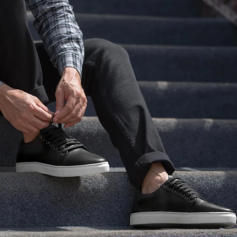 Murphy Low Top Black Leather Sneakers