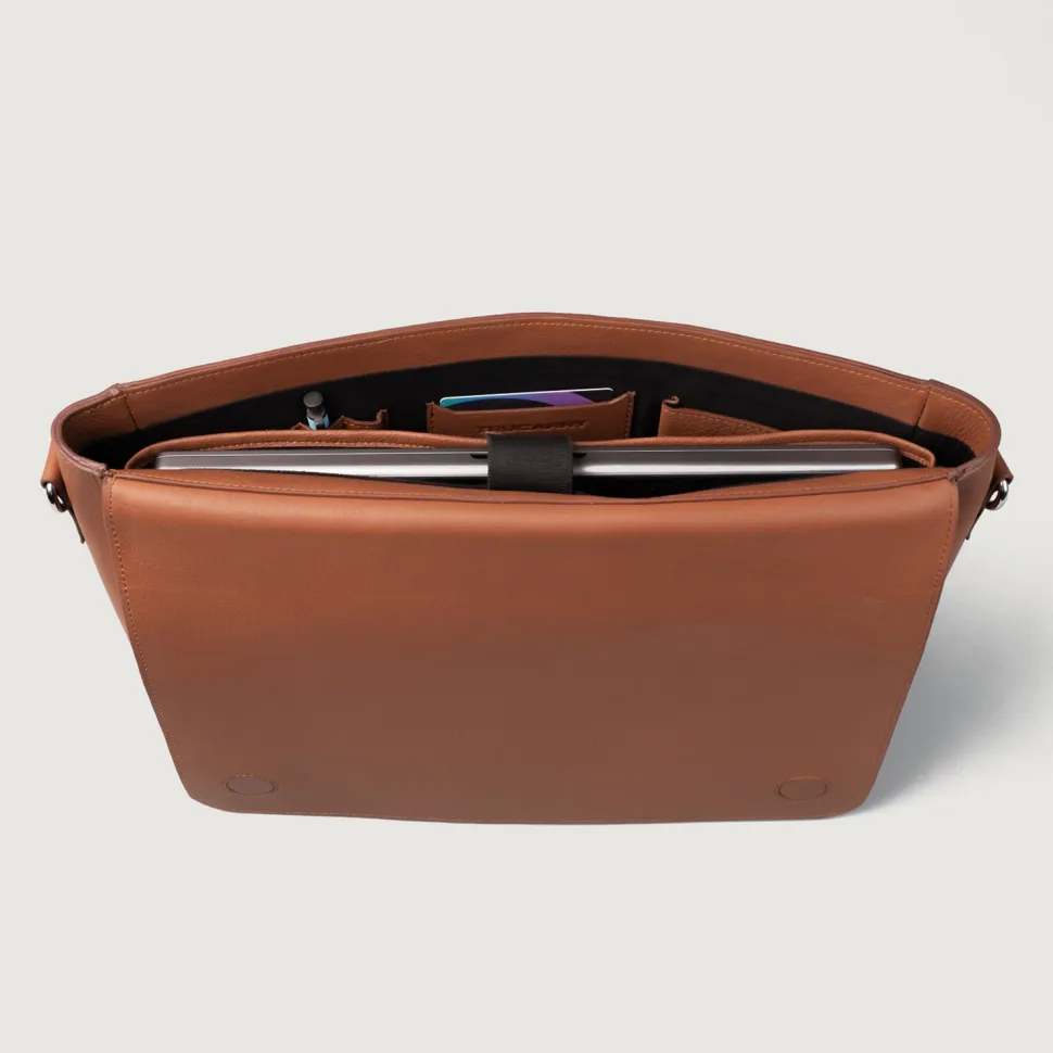 The Carismatico Brown Leather Messenger Bag
