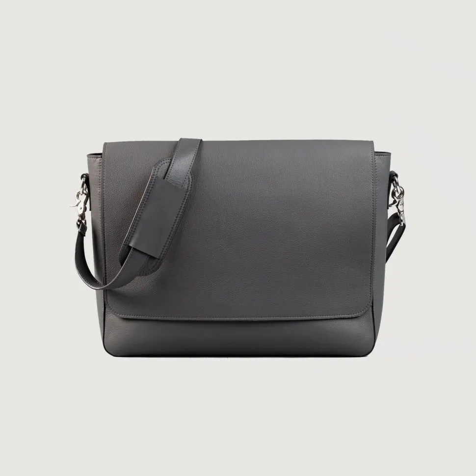 The Carismatico Grey Leather Messenger Bag